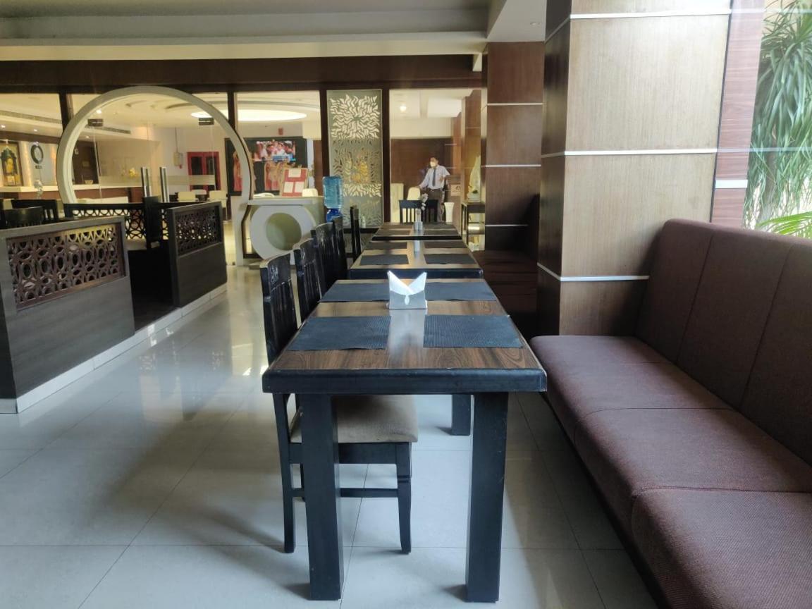 Hotel Casaya Inn Chinhat Εξωτερικό φωτογραφία
