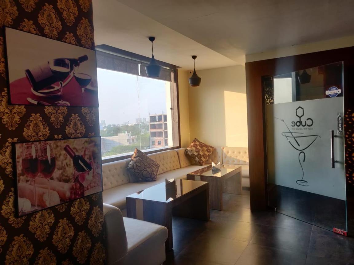 Hotel Casaya Inn Chinhat Εξωτερικό φωτογραφία