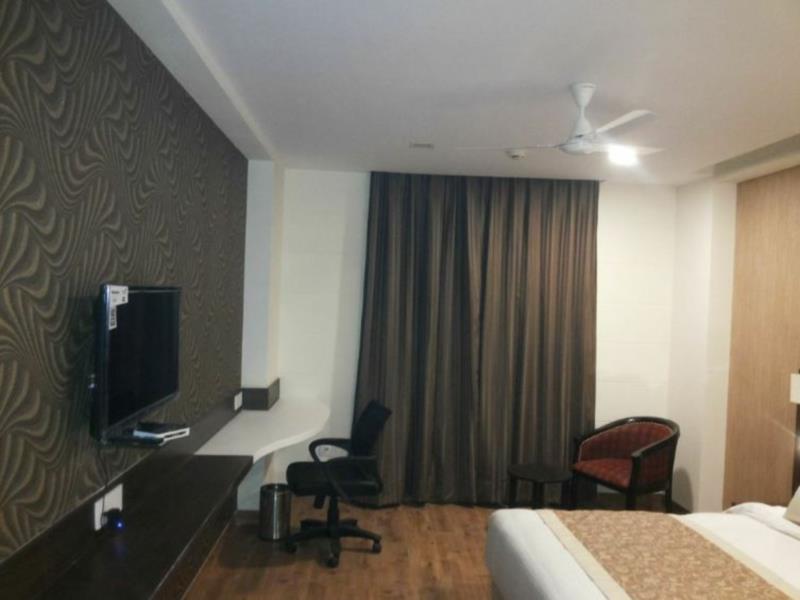 Hotel Casaya Inn Chinhat Εξωτερικό φωτογραφία