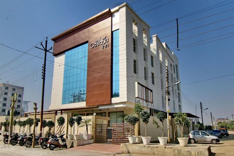 Hotel Casaya Inn Chinhat Εξωτερικό φωτογραφία