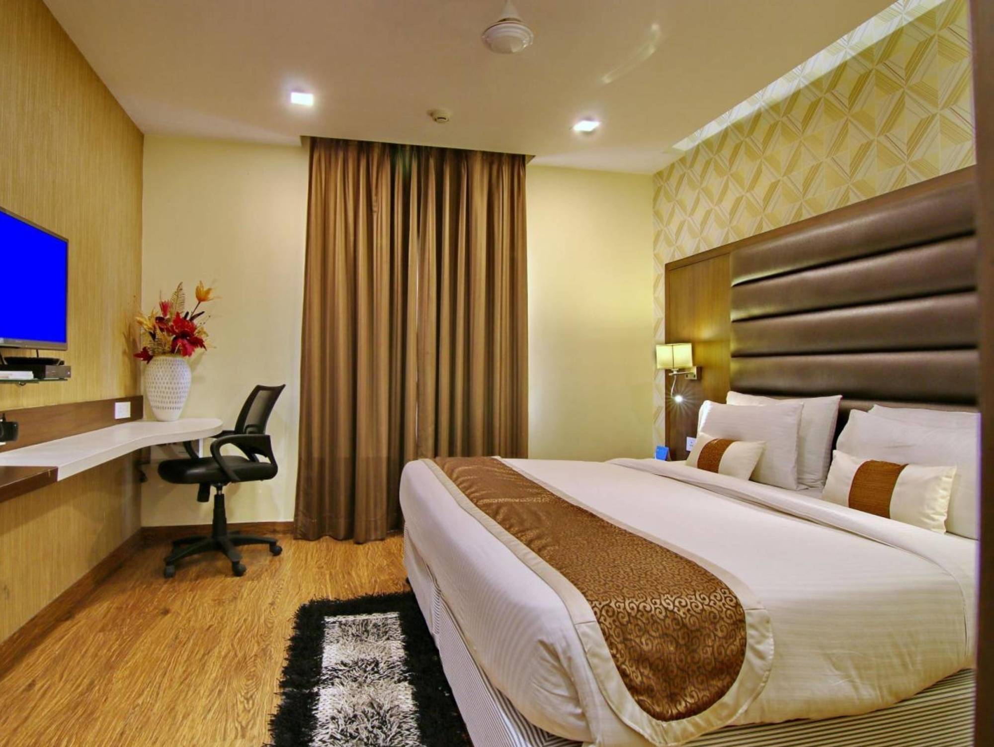 Hotel Casaya Inn Chinhat Εξωτερικό φωτογραφία