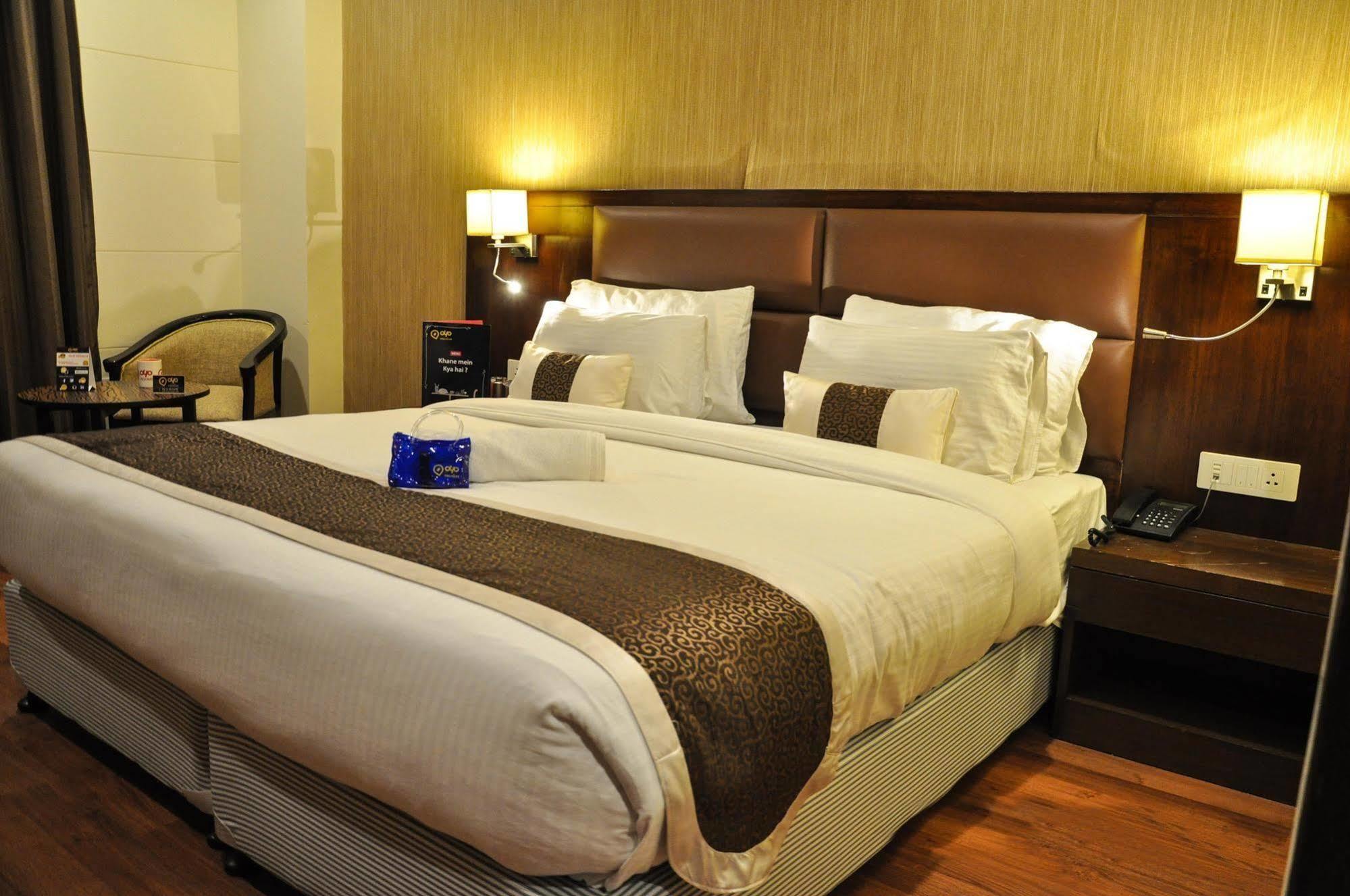 Hotel Casaya Inn Chinhat Εξωτερικό φωτογραφία